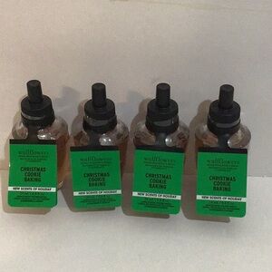 Bath & Body Works Wallflowers Christmas Cookie Baking Fragrance Refill Lot of 4